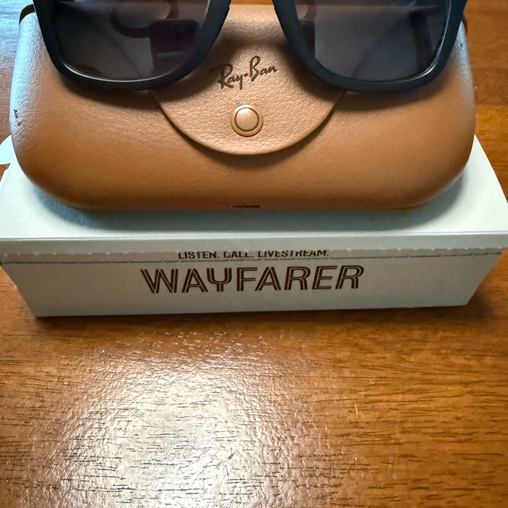 Ray-Ban Meta Black Sunglasses with Tan Charging Case (Gen 1)